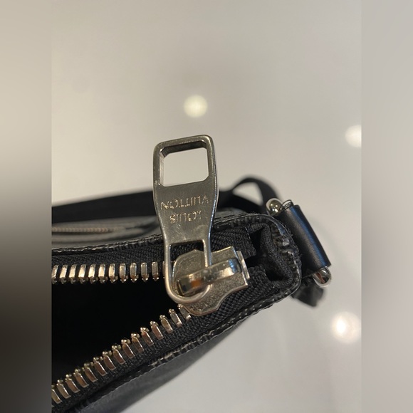 LOUIS VUITTON LV DAMIER GRAPHITE CROSSBODY MESSENGER BAG - Picture 7 of 15